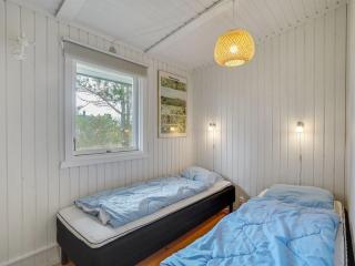 Holiday Home Mads - 950m from the sea by Interhome - 4