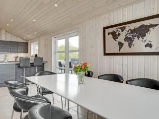 Holiday Home Mavis - 800m from the sea by Interhome - 5