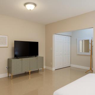 Downtown Miami full apartment with kitchen - 4