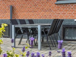 Holiday Home Amely - 500m from the sea by Interhome - 2