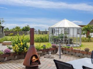 Holiday Home Amely - 500m from the sea by Interhome - 6