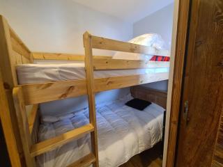 Spacieux 2 pièces + cabine, idéal famille, 5 pers, centre village, proche commerces et pistes - FR-1-572-156 - 7