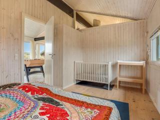 Holiday Home Falka - 800m from the sea by Interhome - 2