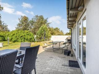 Holiday Home Lenni - 700m from the sea by Interhome - 6