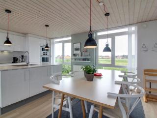 Apartment Adna - 700m from the sea by Interhome - 9