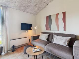 Apartment Eydis - 150m from the sea by Interhome - 2