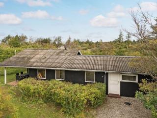 Holiday Home Avia - 500m from the sea by Interhome - 5