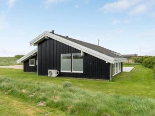 Holiday Home Hilkka - 500m from the sea by Interhome - 7