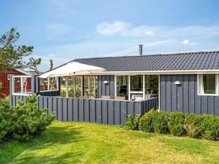 Holiday Home Hælf - 400m from the sea by Interhome - 7