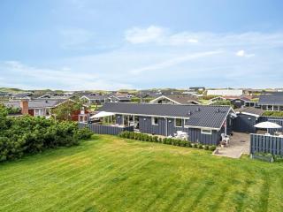 Holiday Home Hælf - 400m from the sea by Interhome - 3