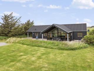 Holiday Home Ilmatar - 650m from the sea by Interhome - 0