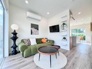 Family Oasis 3BR vs Backyard Near Beach in Torbay - 2