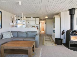 Holiday Home Steffenie - 400m from the sea by Interhome - 1