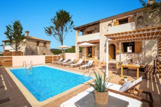 Villa Artemisia by Villa Plus - 2