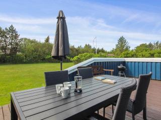 Holiday Home Sari - 600m from the sea by Interhome - 3