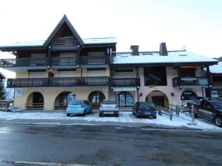 Studio 4 pers au pied des pistes, balcon, casier à skis, TV - FR-1-572-178 - 1