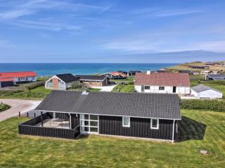 Holiday Home Eyvin - 100m from the sea by Interhome - 8