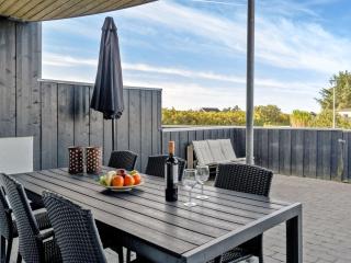 Holiday Home Katharine - 600m from the sea by Interhome - 5