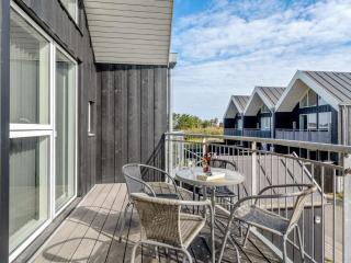 Holiday Home Katharine - 600m from the sea by Interhome - 4