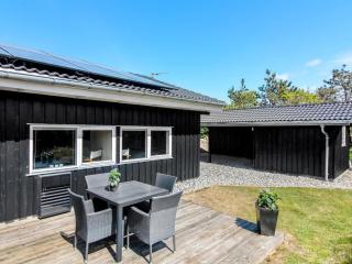 Holiday Home Elvan - 450m from the sea by Interhome - 1
