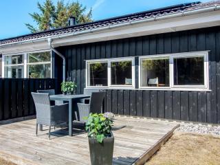 Holiday Home Elvan - 450m from the sea by Interhome - 3