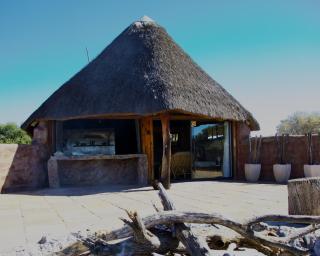 Thota Lodge Camelthorn Chalet - 0