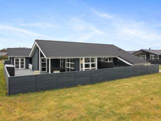 Holiday Home Anett - 400m from the sea by Interhome - 0