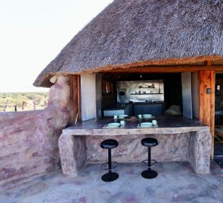 Thota Lodge Camelthorn Chalet - 2