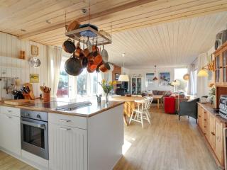 Holiday Home Fiene - 300m from the sea by Interhome - 1