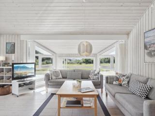 Holiday Home Ilka - 375m from the sea by Interhome - 6