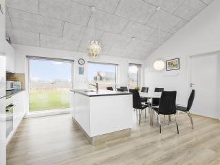 Holiday Home Kirsi - 1-6km from the sea by Interhome - 1