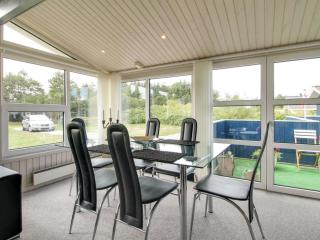 Holiday Home Gitten - 600m from the sea by Interhome - 5