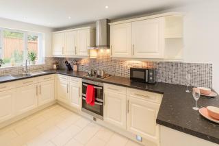 Waggon House by Alt-Stay Accommodation - 1