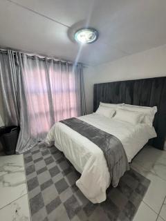 Luxe spot - Johannesburg - 0