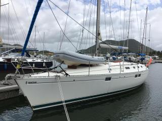 Private yacht, day sail and houseboat - 1