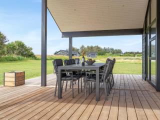 Holiday Home Amitola - 700m from the sea by Interhome - 4