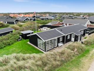 Holiday Home Wiebke - 200m from the sea by Interhome - 0