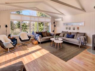 Holiday Home Bylgja - 1-7km from the sea by Interhome - 7