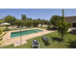 Poolside Garden Retreat in Búger - 0