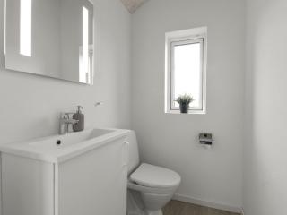 Holiday Home Dwerg - 1-5km from the sea by Interhome - 6