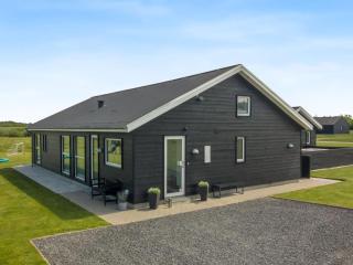 Holiday Home Dwerg - 1-5km from the sea by Interhome - 5