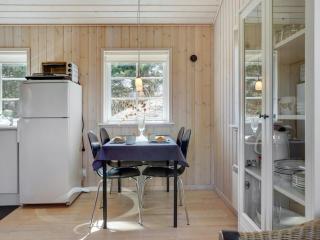 Holiday Home Amie - 800m from the sea by Interhome - 3