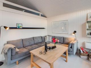 Holiday Home Fenneke - 50m from the sea by Interhome - 3