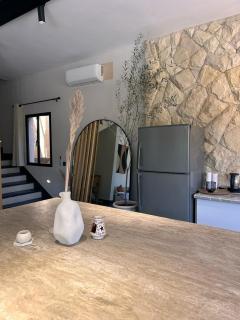 Charming Modern Villa with swimming pool - 8