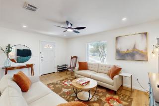 4BR Cozy House with kitchen and great location - 4