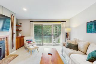 Cozy Sugarbush Getaway - 9