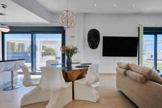 Luxury villa in Villa Martin - by Welcomely - 5