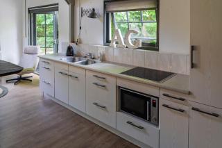 Cozy vacation home in the forest - 6