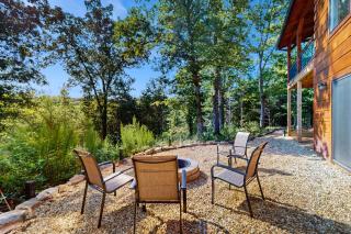 Blue Ridge Retreat on Wolf Creek - 7
