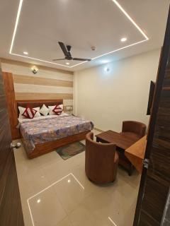 Hotel Budget Inn - 8